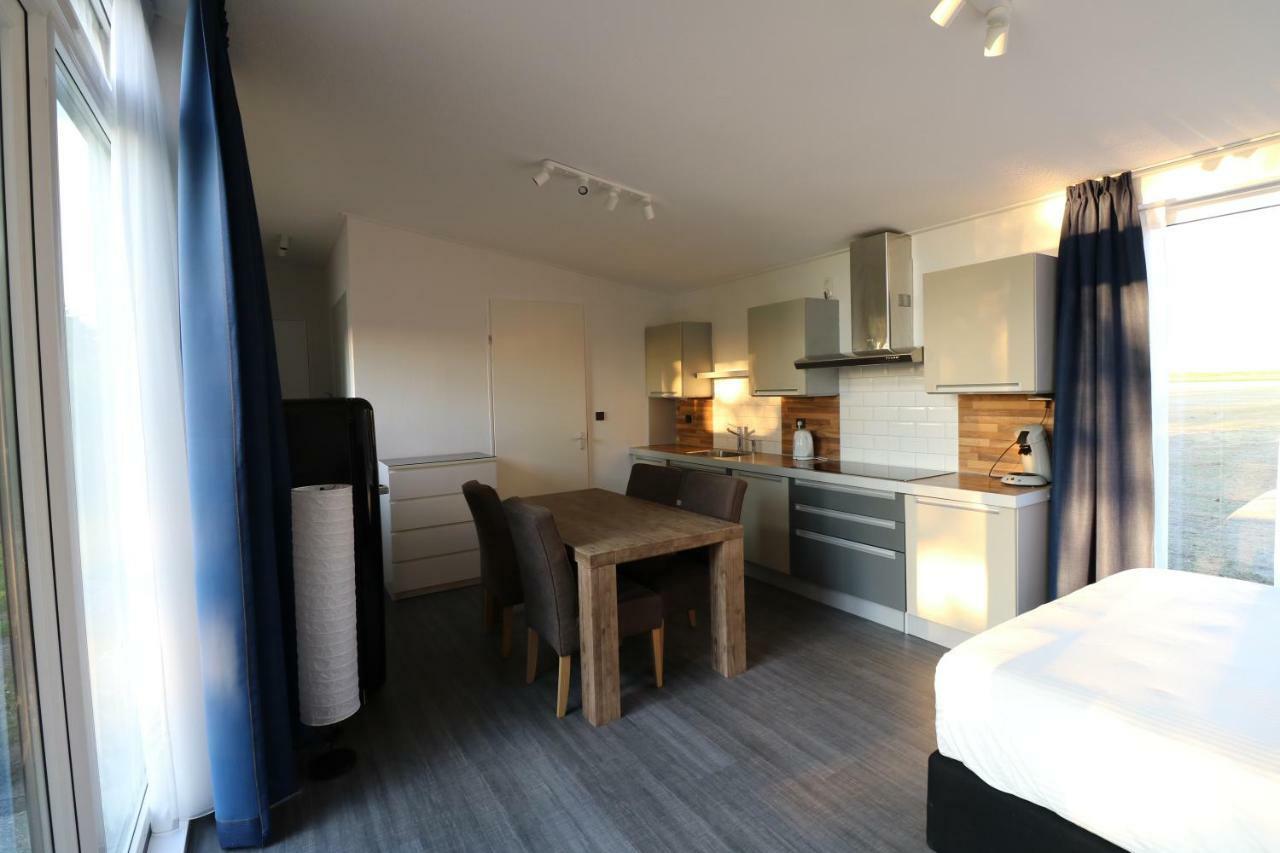 Waegen Uus Apartment Wolphaartsdijk Exterior foto